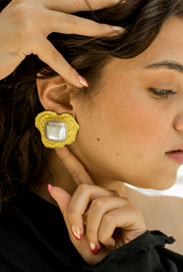 Earring - Image 2